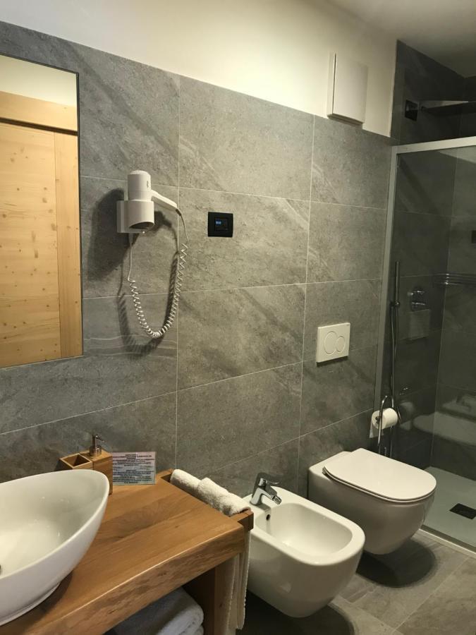 מואנה Hotel Piedibosco מראה חיצוני תמונה
