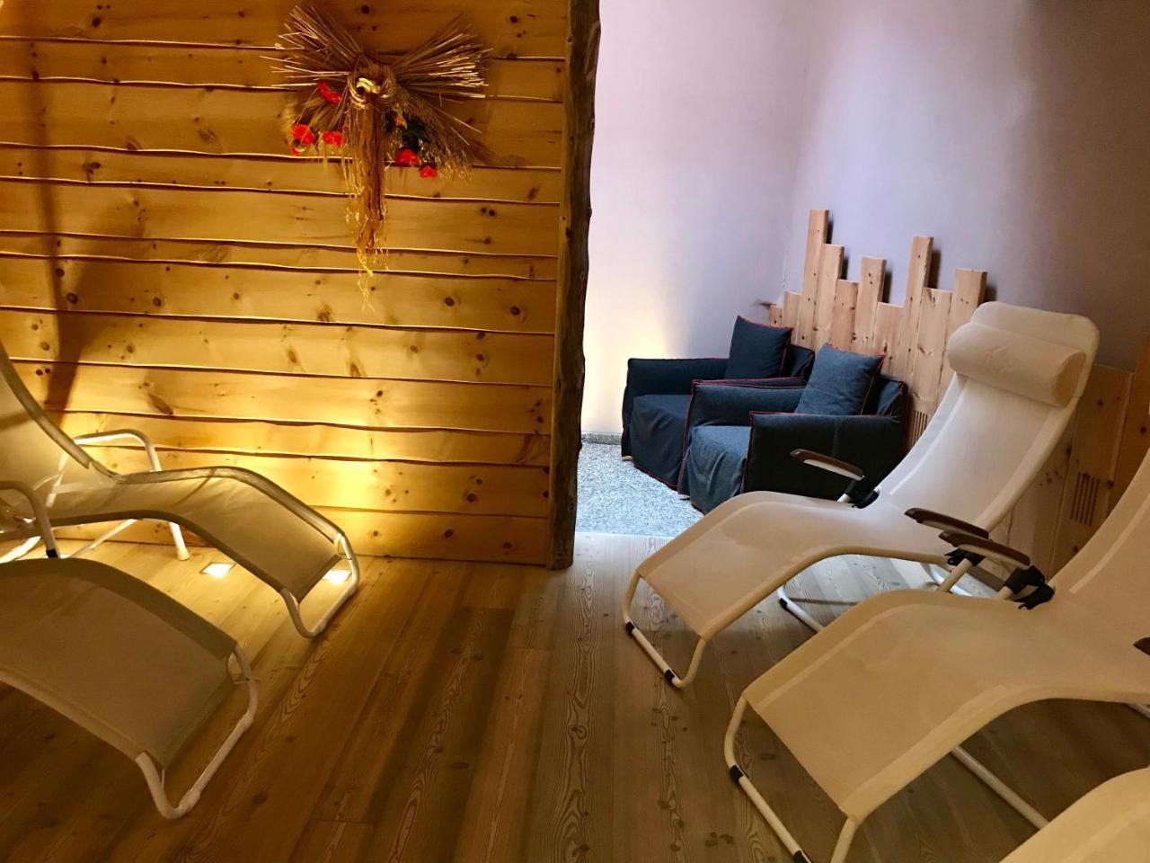 מואנה Hotel Piedibosco מראה חיצוני תמונה