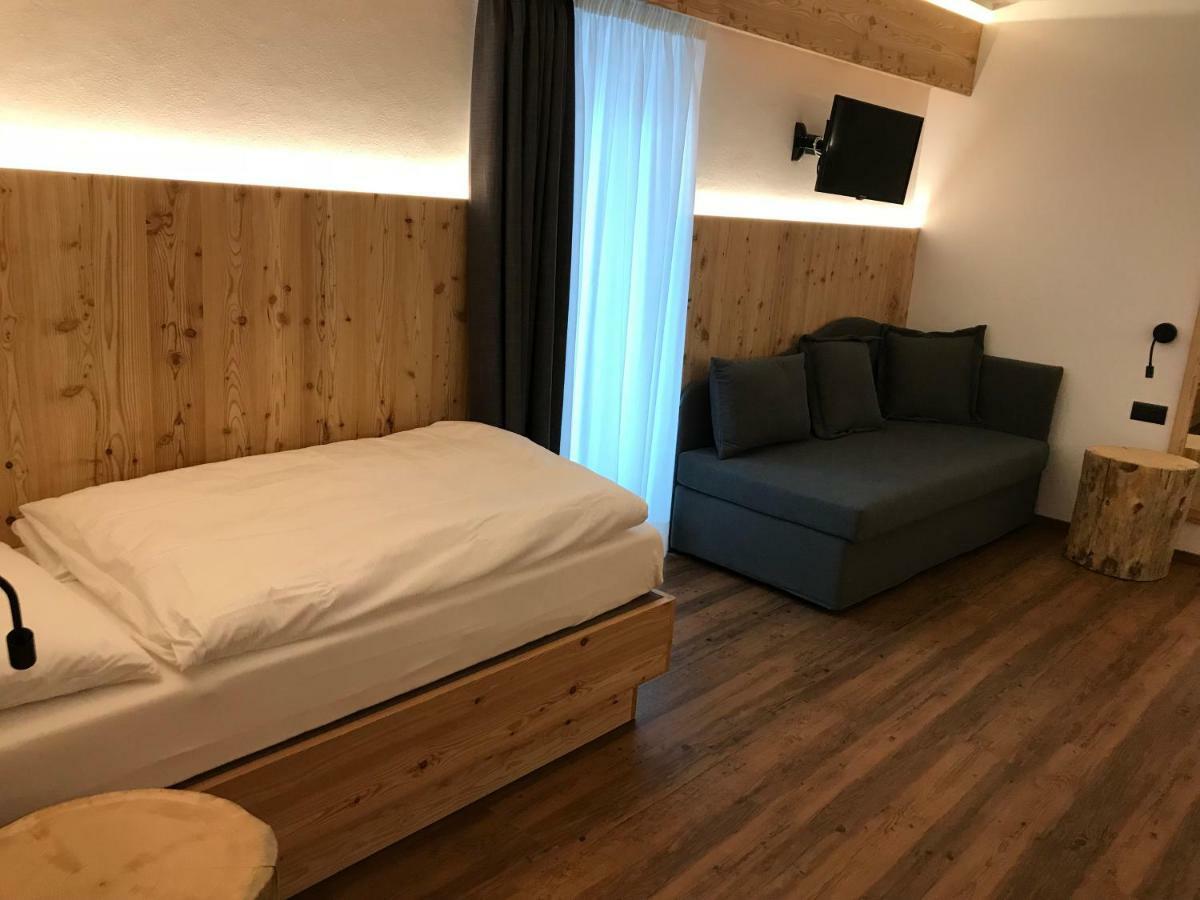 מואנה Hotel Piedibosco מראה חיצוני תמונה